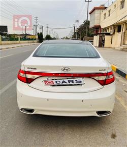 هيونداي أزيرا